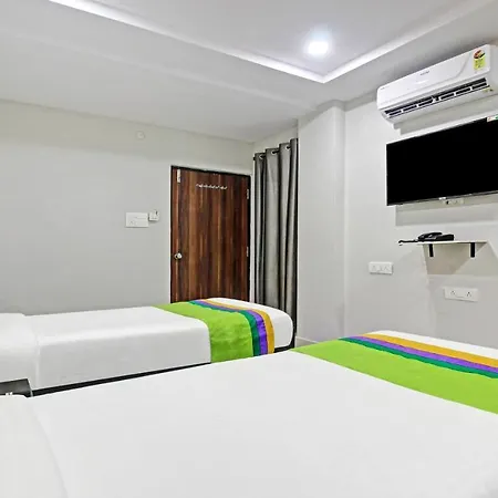 Itsy Hotels Sunrise Grand, Hitech City Hyderabad Exterior photo